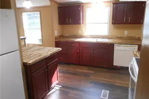 111 Oxford Ln, Blowing Rock, NC 28605 - Photo 8