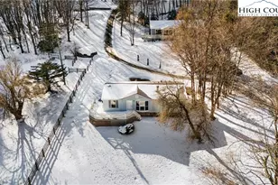 111 Oxford Ln, Blowing Rock, NC 28605 - Photo 42