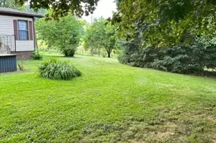 32 Stoneacres Ln, Independence, VA 24348 - Photo 4