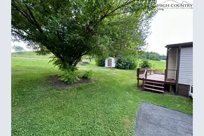 32 Stoneacres Lane, Independence, VA 24348 - Photo 6