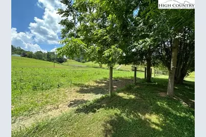 32 Stoneacres Lane, Independence, VA 24348 - Photo 10