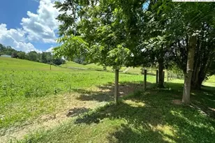 32 Stoneacres Ln, Independence, VA 24348 - Photo 10