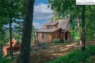 95 Autumn Blaze Ct, Banner Elk, NC 28604 - Photo 2