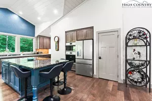 1325 Golf Course Rd, Linville, NC 28646 - Photo 18