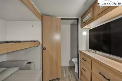 195 Finch Way, West Jefferson, NC 28694 - Photo 16