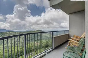 303 Sugar Top Dr, Sugar Mountain, NC 28604 - Photo 18