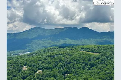 303 Sugar Top Drive #2718, Sugar Mountain, NC 28604 - Photo 1