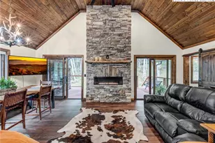 196 Cloud Spring Dr, Sugar Mountain, NC 28604 - Photo 4