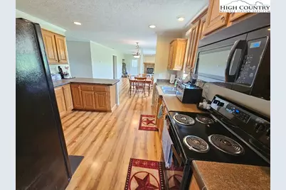 459 Edwards Rd, Ennice, NC 28623 - Photo 12