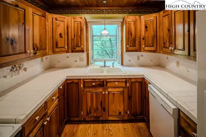 478 Laurel Hills Road, Newland, NC 28657 - Photo 34