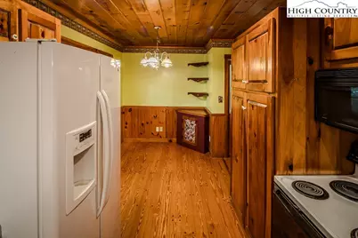 478 Laurel Hills Road, Newland, NC 28657 - Photo 32