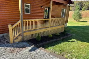 394 Bear Den Rd, Sparta, NC 28675 - Photo 4