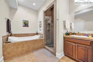 201 Jefferson Station Pl, West Jefferson, NC 28694 - Photo 18