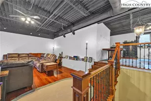 201 Jefferson Station Pl, West Jefferson, NC 28694 - Photo 36