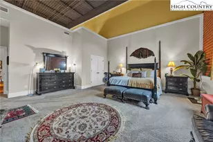 201 Jefferson Station Pl, West Jefferson, NC 28694 - Photo 12