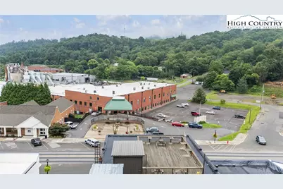 201 Jefferson Station Place #201, West Jefferson, NC 28694 - Photo 2