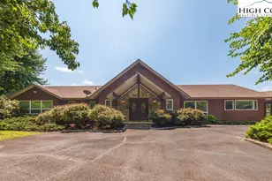 148 Chestnut Ridge Ln, Roaring Gap, NC 28668 - Photo 2