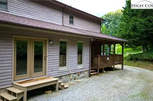 2161 River Bend Rd, Mouth of Wilson, VA 24363 - Photo 8