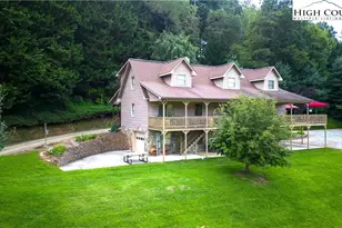 2161 River Bend Rd, Mouth of Wilson, VA 24363 - Photo 6