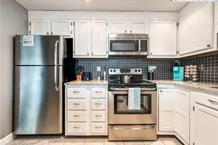 303 Sugar Top Dr, Sugar Mountain, NC 28604 - Photo 10