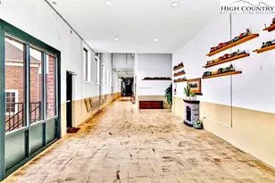 215 S Jefferson Station Pl, West Jefferson, NC 28694 - Photo 4