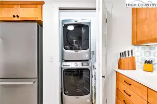 215 S Jefferson Station Pl, West Jefferson, NC 28694 - Photo 10