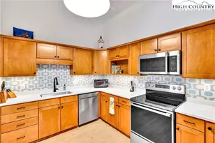 215 S Jefferson Station Pl, West Jefferson, NC 28694 - Photo 10