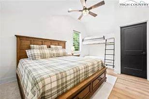 1017 Charter Hills Rd, Beech Mountain, NC 28604 - Photo 24