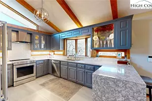 505 Tanglewood Cemetery Rd, Linville, NC 28646 - Photo 20