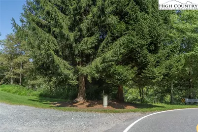 Lot 2 Wyeth Drive, Blowing Rock, NC 28605 - Photo 2
