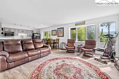 200 Glenwood Lane Lane #J33, Sugar Mountain, NC 28604 - Photo 4