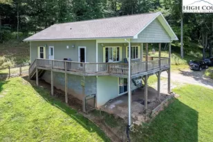 836 Hidden Valley Ln, Independence, VA 24348 - Photo 2