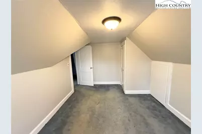 2562 US Highway 221, Jefferson, NC 28640 - Photo 16