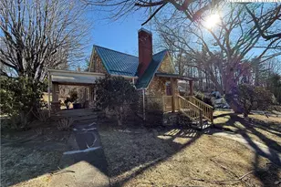 2562 US Hwy 221, Jefferson, NC 28640 - Photo 2