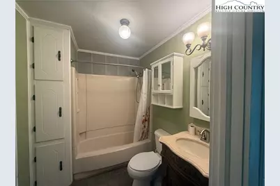 2562 US Highway 221, Jefferson, NC 28640 - Photo 8