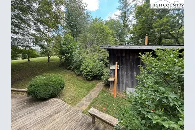 2562 US Highway 221, Jefferson, NC 28640 - Photo 6