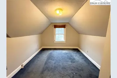 2562 US Highway 221, Jefferson, NC 28640 - Photo 14