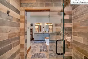 409 Jewel Weed Trl, Newland, NC 28657 - Photo 28