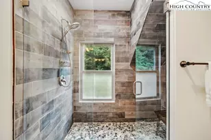 409 Jewel Weed Trl, Newland, NC 28657 - Photo 38