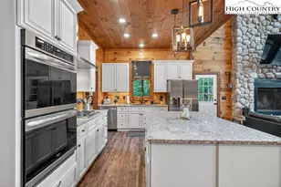 409 Jewel Weed Trl, Newland, NC 28657 - Photo 20