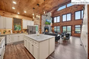 409 Jewel Weed Trl, Newland, NC 28657 - Photo 18