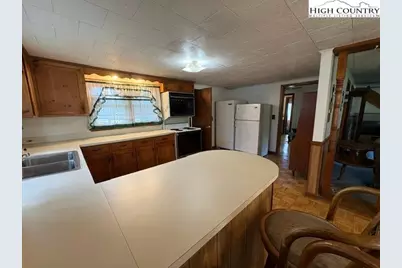 4954 Shawtown Road, Ennice, NC 28623 - Photo 20