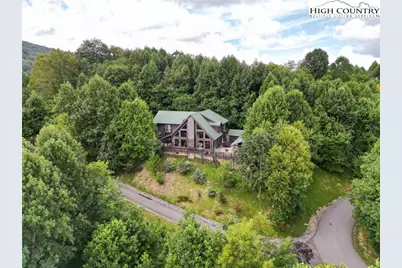 150 Tuscany Ridge Ridge, Sugar Grove, NC 28679 - Photo 2