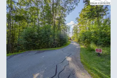 Tbd Mountain Breeze Knoll, Blowing Rock, NC 28605 - Photo 8