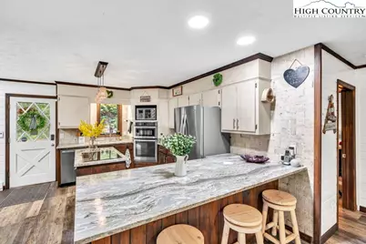 111 Wintergreen Way Road, Beech Mountain, NC 28604 - Photo 10