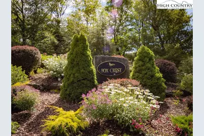 11 Fox Crest Road, Beech Mountain, NC 28604 - Photo 2