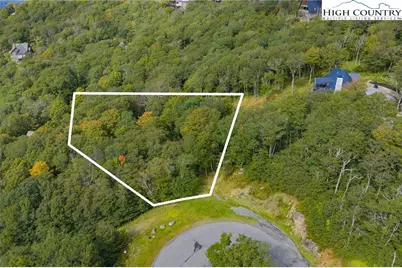 11 Fox Crest Road, Beech Mountain, NC 28604 - Photo 4