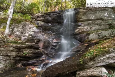 108 Falls Creek Parkway, Elk Park, NC 28622 - Photo 14