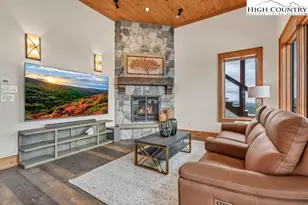 132 Sun Peaks Trl, Beech Mountain, NC 28604 - Photo 28