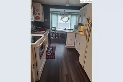 25 Reuben Wooten Road, Banner Elk, NC 28604 - Photo 2